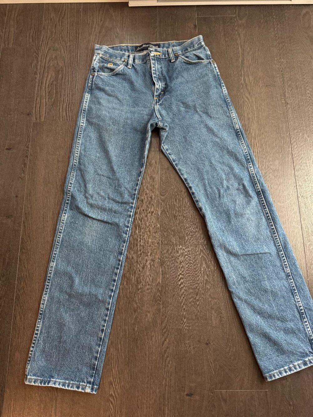 WRANGLER George Strait Cowboy Cut jeans denim size 30/34 preowned